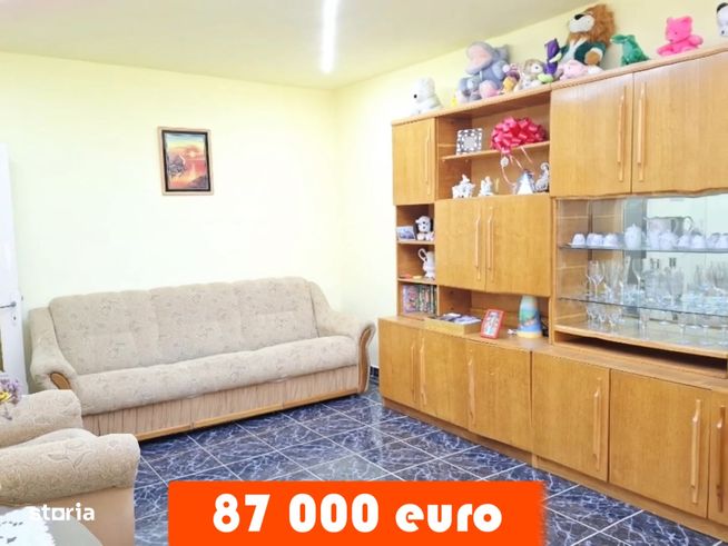 Comision cumparator 0! 3 camere decomandat, parter cu balcon, Us-2