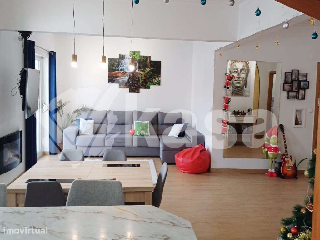 T3 Remodelado com Sala de 50m² em Open Space - Feijó, Almada - Grande imagem: 4/25