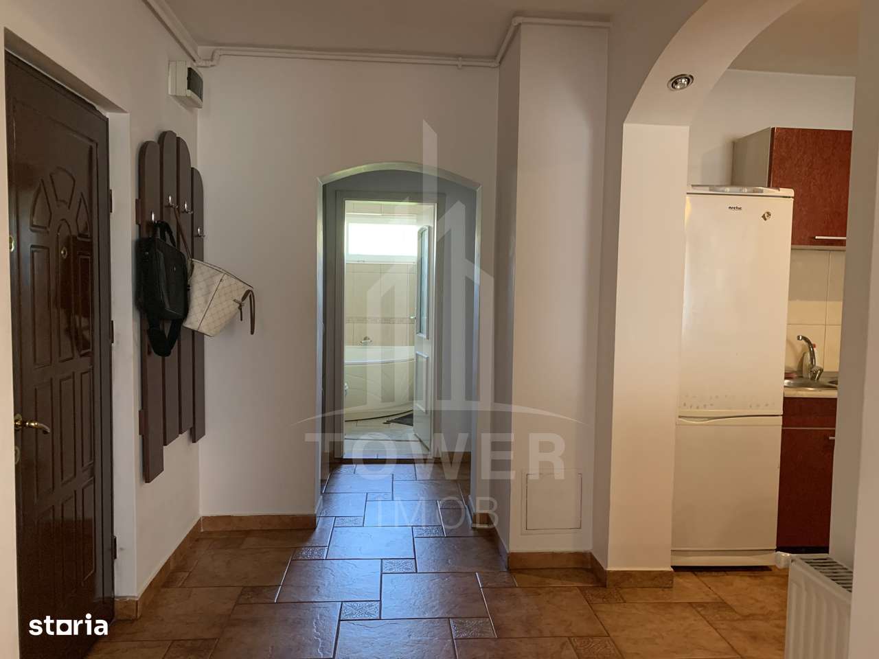 Apartament 2 camere de închiriat - Imagine principală: 3/9