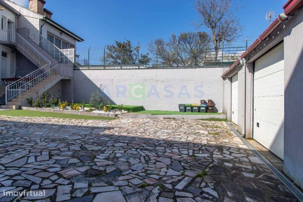 Andar moradia V3 com 2 garagens fechadas em São Cosme, Gondomar-23