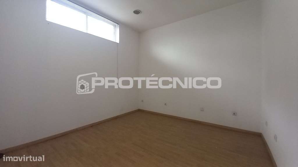 Armazém Aveiro - Arrendamento - Grande imagem: 5/12