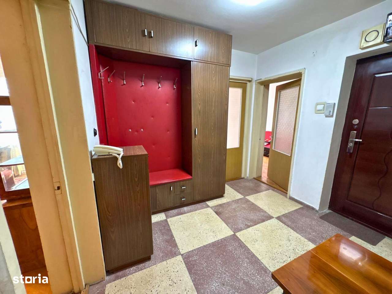 Apartament 3 camere decomandat str. Umbrei 61 mp parter/ etaj 1 - Imagine principală: 5/11