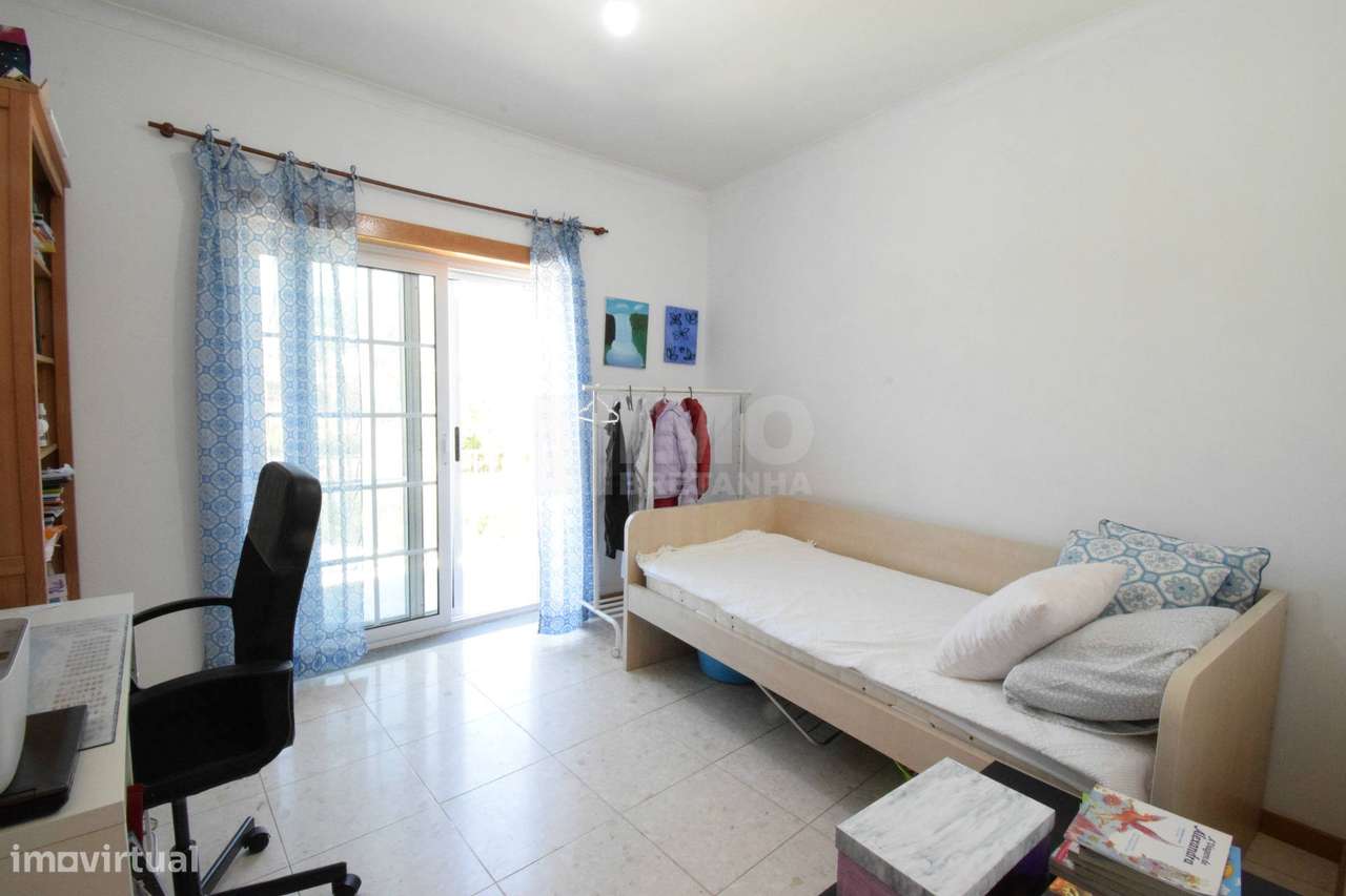 T4 c/ Piscina, Garagem e Sótão | Quinta do Covelo | Covilhã-15