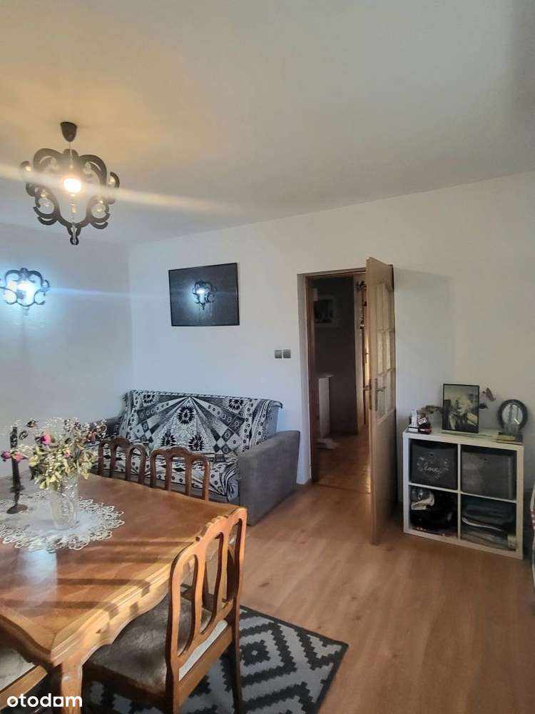 Piękny dom z dużą działką w Ostrowcu Świętokrzyski-7