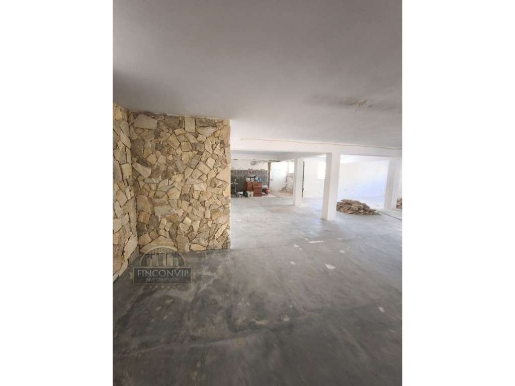 Imóvel de Excelência em Fernão Ferro-42