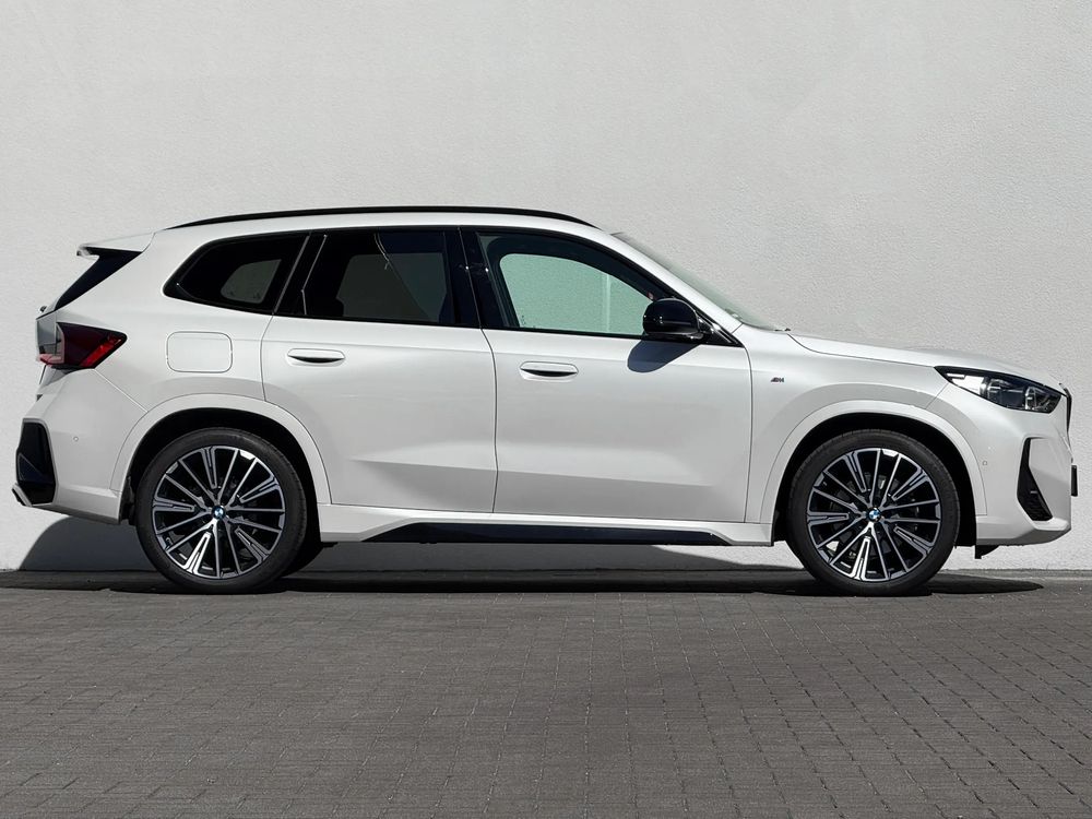BMW X1 xDrive23d MHEV M Sport 197 KM — zdjęcie 3