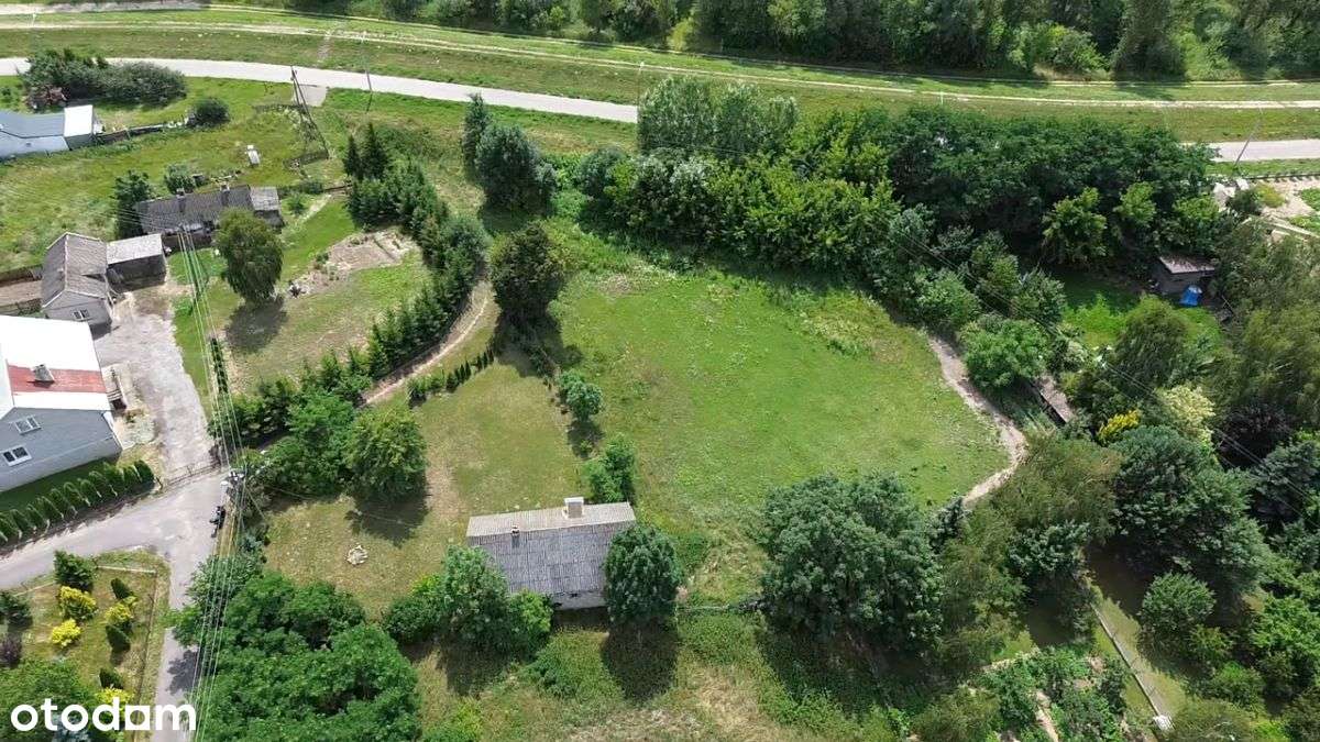 Siedlisko z domem i 2 200 m² działki nad Wisłą-3