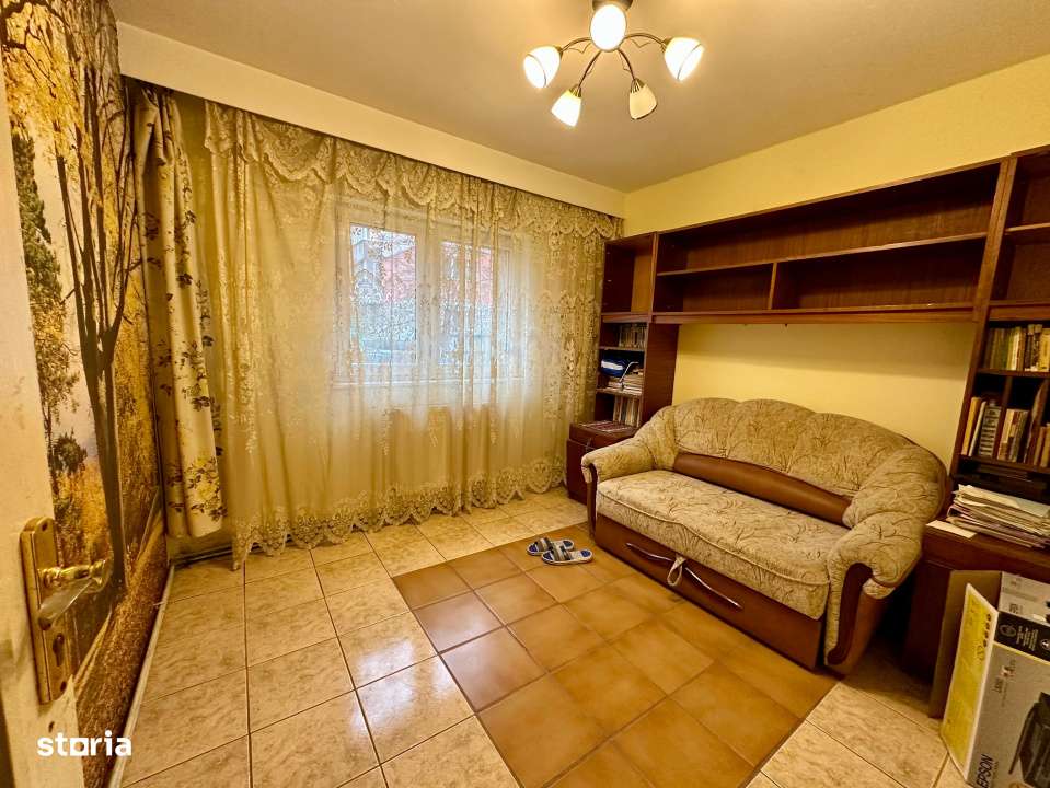 Apartament 4 camere ,etaj 1, garaj - Imagine principală: 5/11
