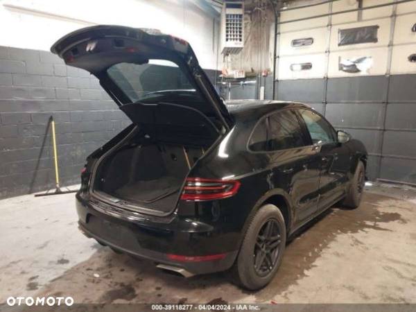 Porsche Macan - 3