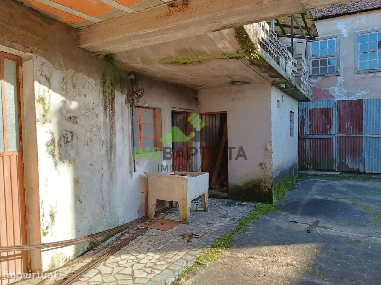 Quinta para restauro em Guisande (9066 m2)-7