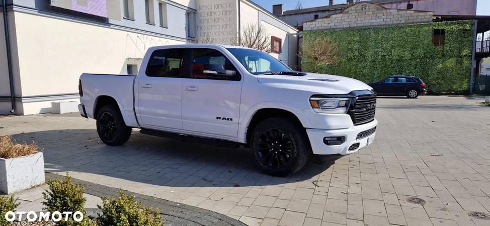 Dodge RAM 1500 5.7 4x4 - 14