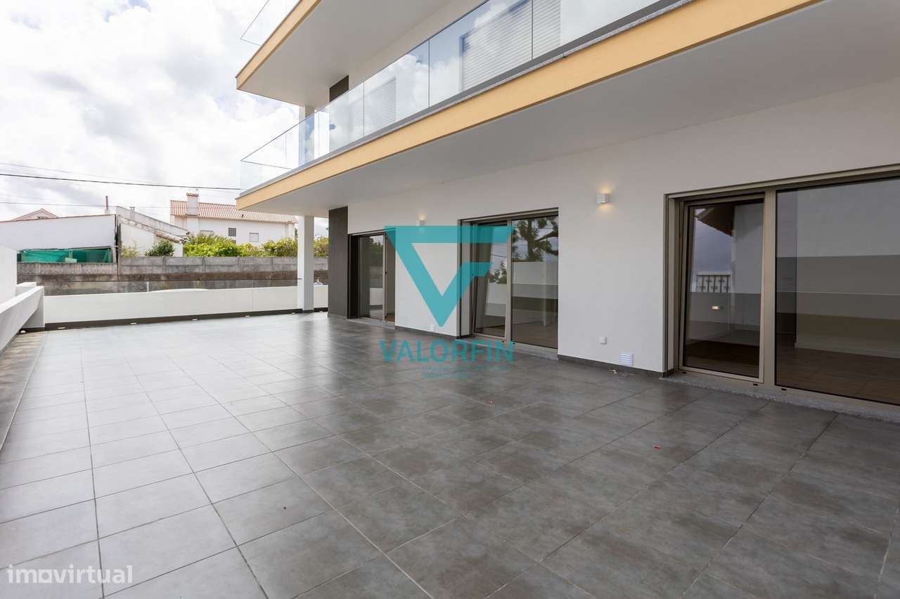 APARTAMENTO T3 NOVO c/ TERRAÇO em Parceiros | Leiria-18