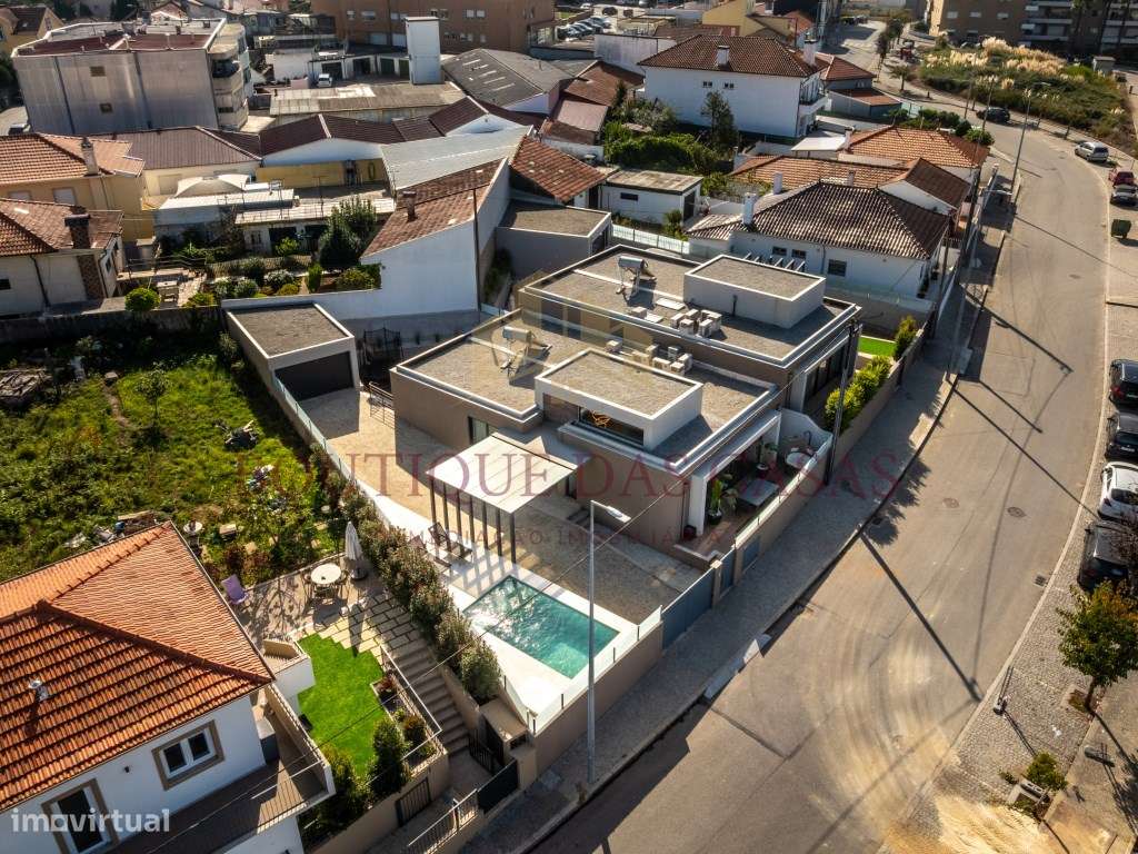 Moradia Térrea T3 com Piscina, vendida mobilada, em frente ao Parqu...-30