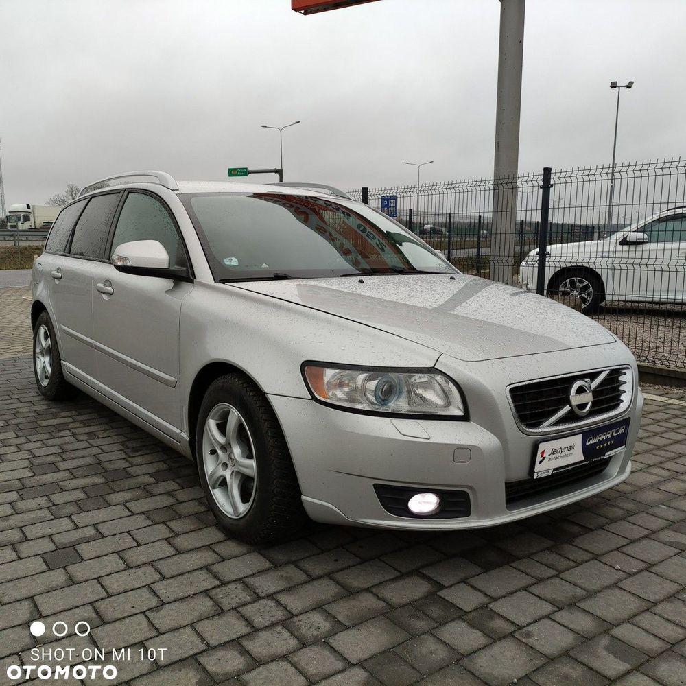 Volvo V50