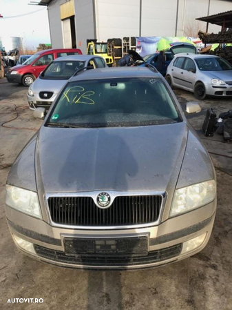 Usa dreapta, stanga fata Skoda Octavia 2.0 BMM - DEZMEMBRARI - Garntie - 2