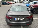 Alfa Romeo Giulia 2.0 Turbo TI Q4 - 12