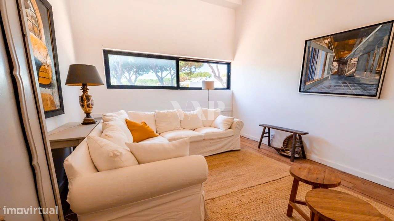 Moradia Térrea Renovada 3+1 Quartos com Piscina e Vista Golfe em Vilam-16