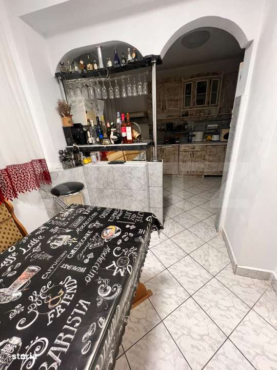 Apartament cu 4 camere - Imagine principală: 3/8