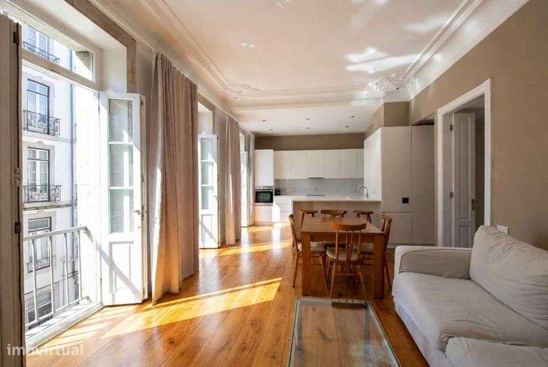 Apartamento T3 para arrendamento de longa duração | Arroios