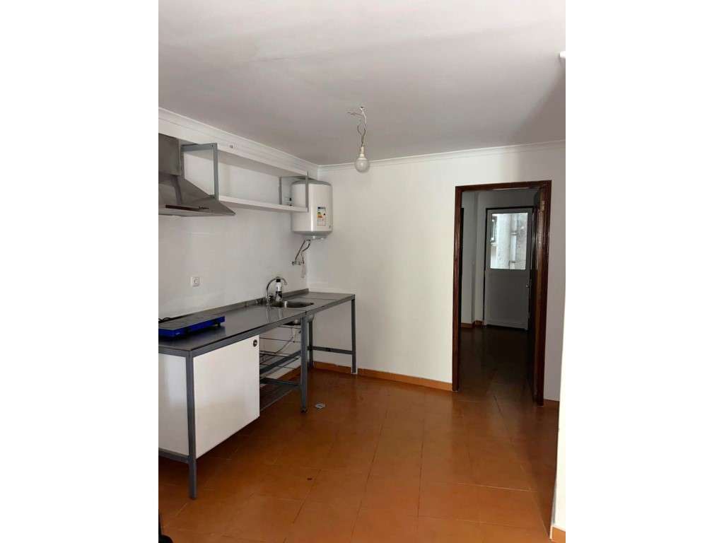 T1 para Arrendamento no Coração Típico de Lisboa! - Grande imagem: 5/10