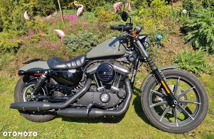 Harley-Davidson Sportster Iron 883 - 1