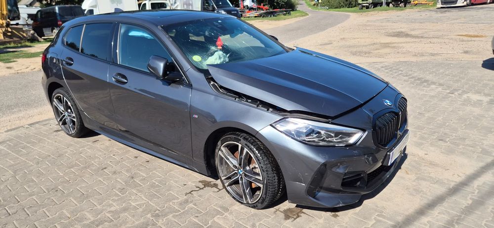 BMW 1 Series F40 (2019-) 118d Luxury Line 2020