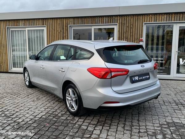 Ford Focus SW 1.5 TDCi EcoBlue Business - 4