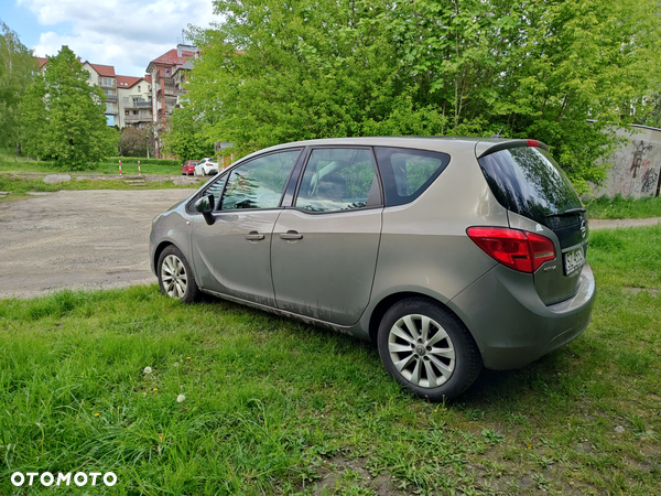 Opel Meriva - 5