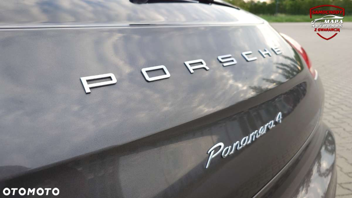 Porsche Panamera - 21
