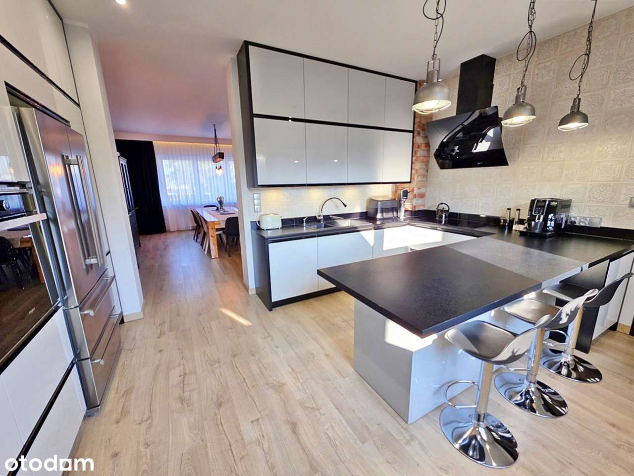 Piękny dom dwurodzinny. Świetny stan techniczny. Efektowana aranżacja. - Pełny obrazek: 5/20