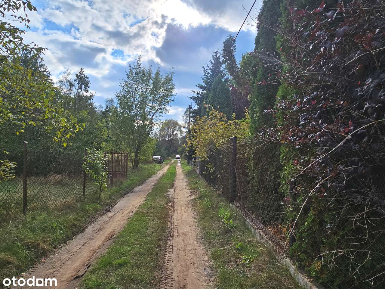 Kilka ładnych działek obok siebie (2 lokalizacje). Blisko Glinianki-7