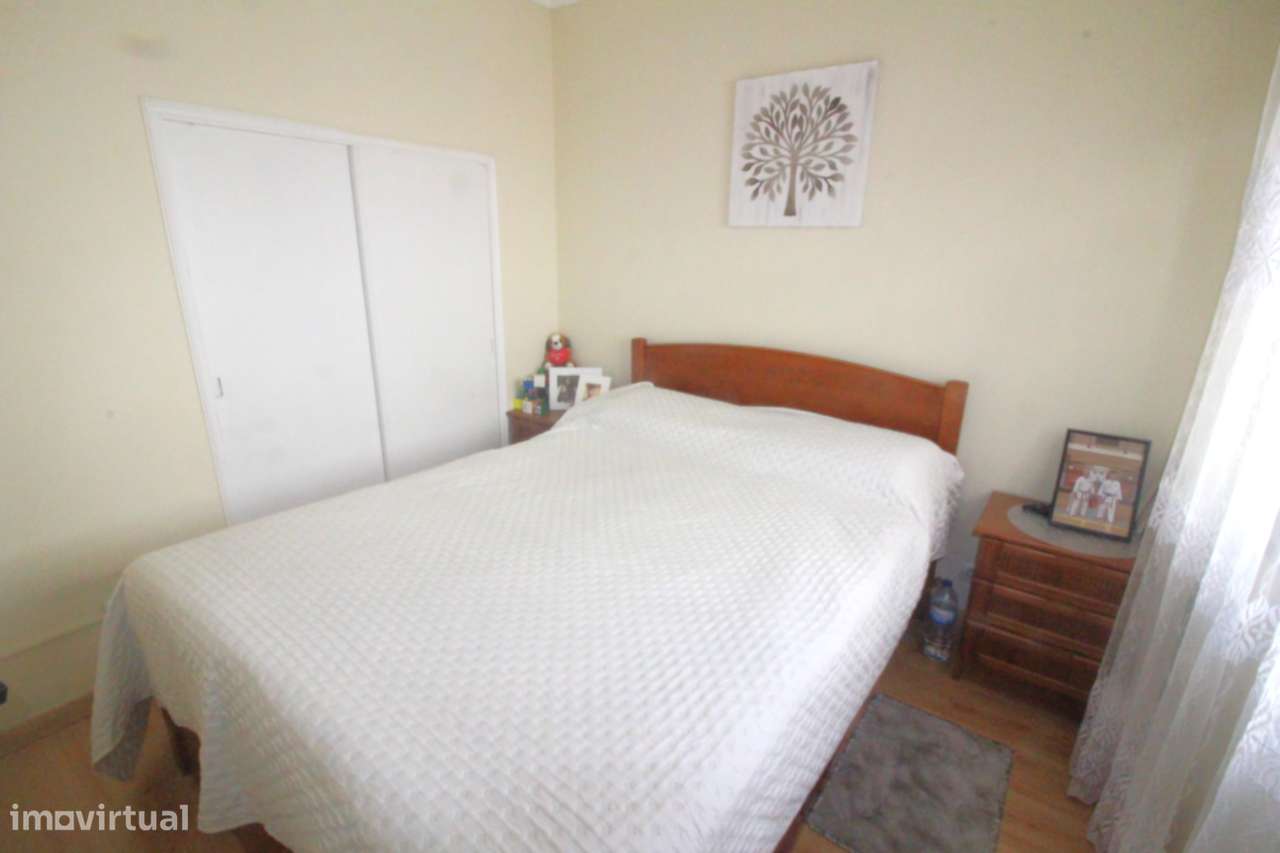 Armação de Pêra T3 Renovado com Enorme Rooftop Privado e Churrasqueira - Grande imagem: 5/20