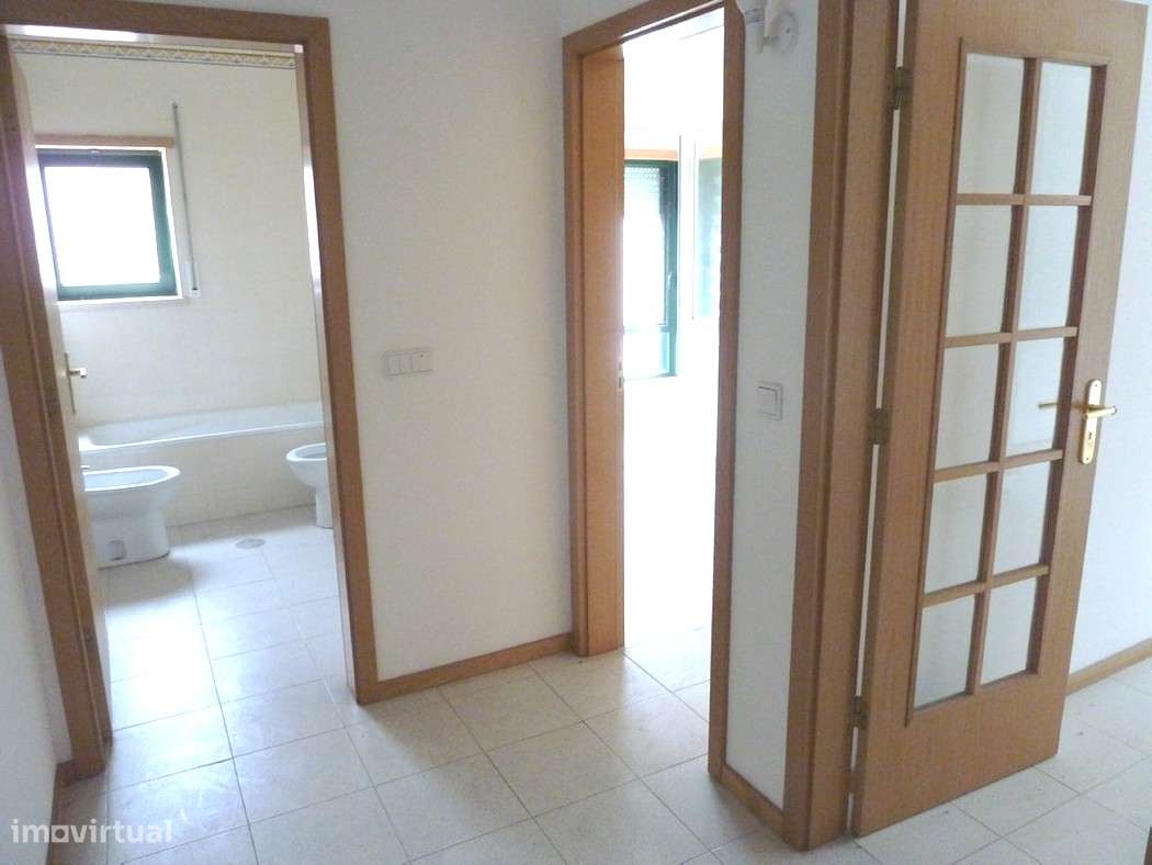 Apartamento T0 em Coimbra (Urb. Panorama) - Grande imagem: 4/7