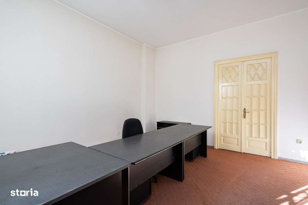 Vila 16 Camere de vanzare Unirii Primaria Sector 3-18