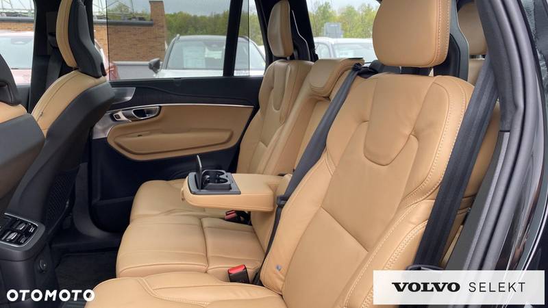 Volvo XC 90 - 17