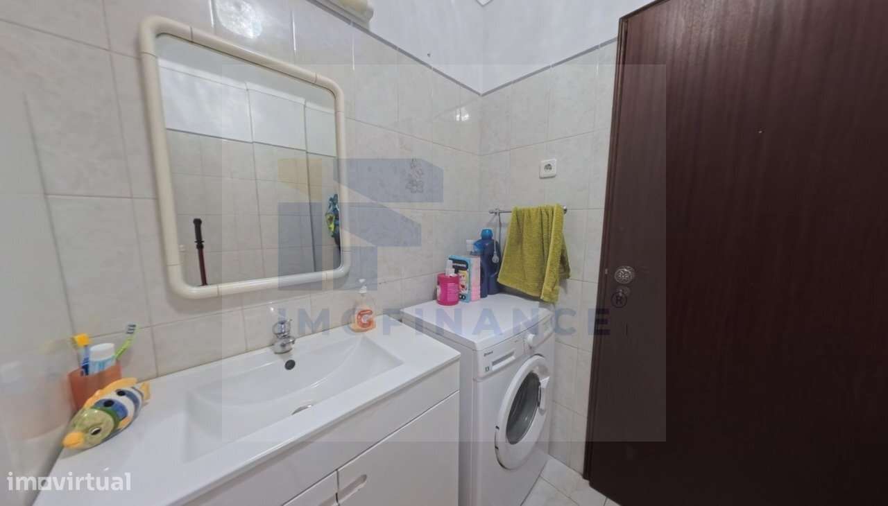 Apartamento T2 junto á praia de Consolação-20