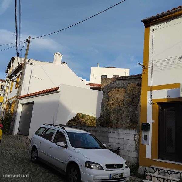 Ruina/terreno urbano centro de Mação, Rua de São Bento - Grande imagem: 4/4
