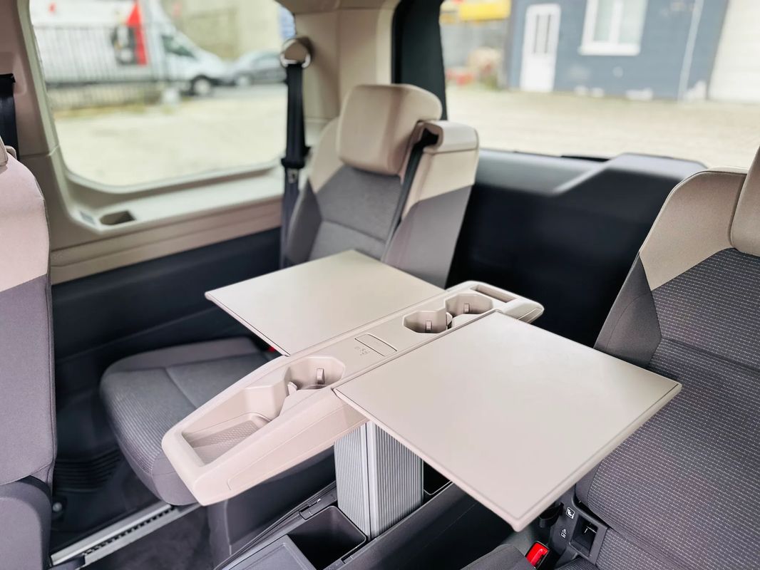 Volkswagen Multivan 2.0 TDI DSG 110KW - 37