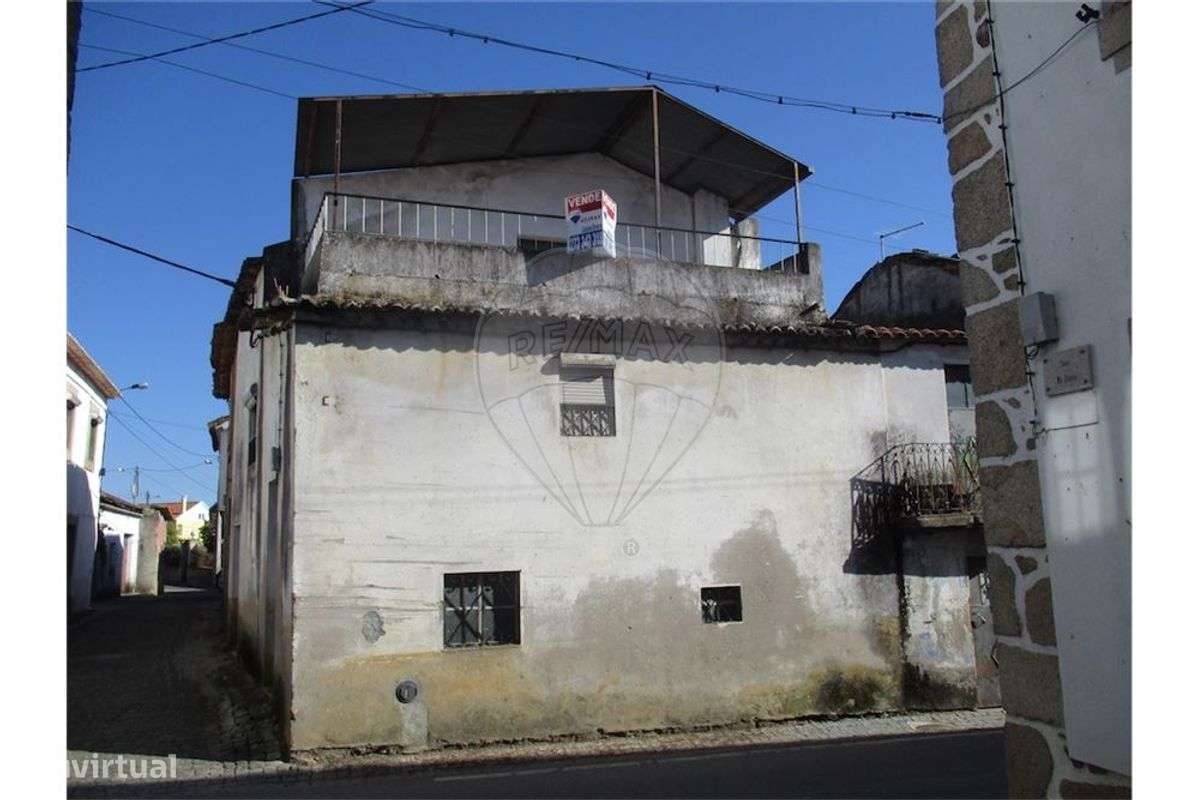 Moradia T1 para venda - Grande imagem: 2/24