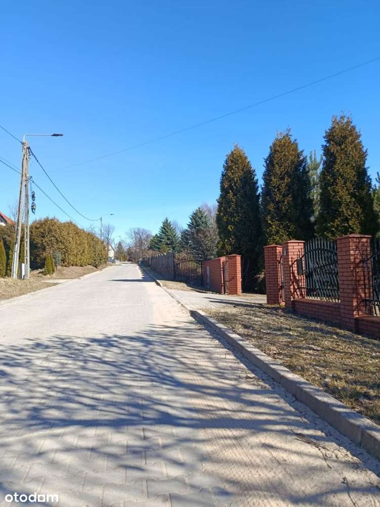 Piękna działka budowlana z Mpzp Zagnańsk-0