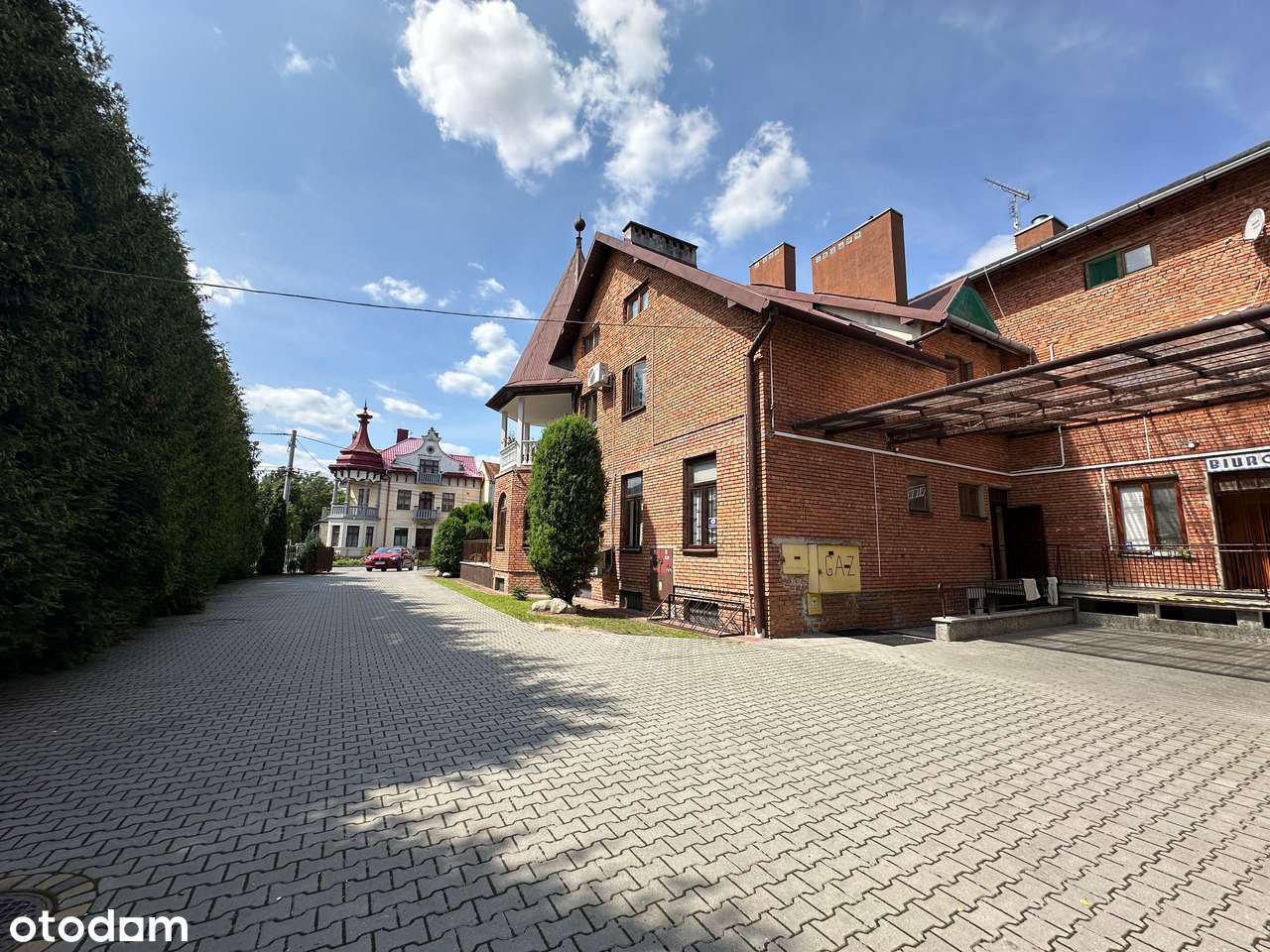 Lokal użytkowy z poczekalnią i prywatnym parkingiem - Pełny obrazek: 4/5