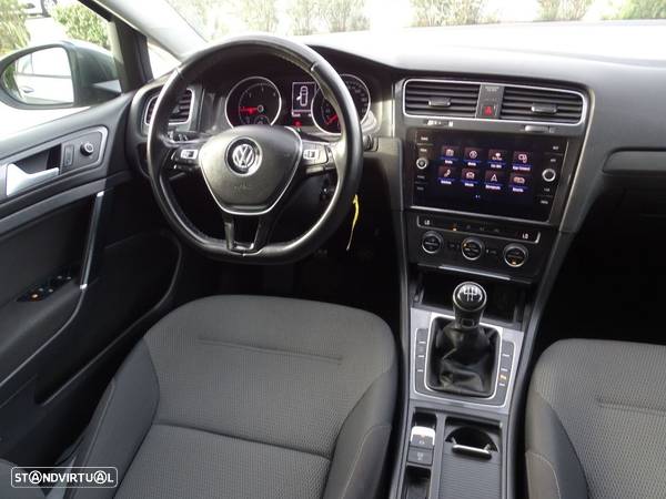 VW Golf Variant 1.6 TDi Confortline - 10