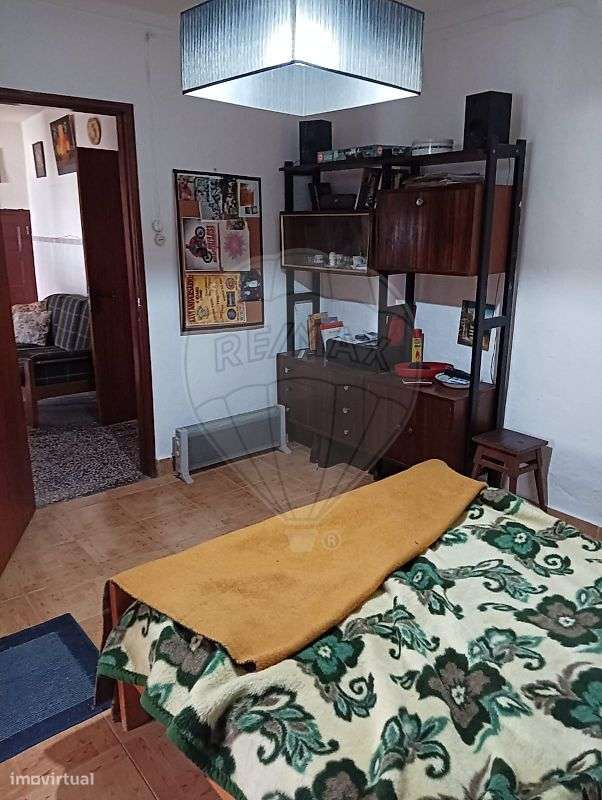 Moradia T4 para venda-16