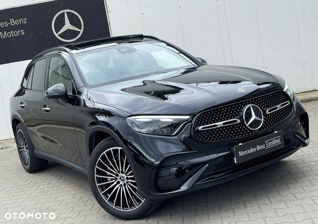 Mercedes-Benz GLC 200 4-Matic AMG Line - 2