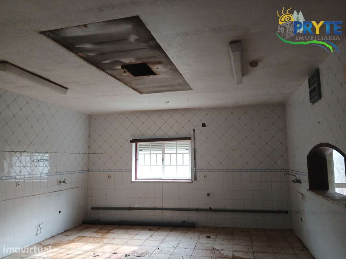 Loja, 540 m², Figueiró dos Vinhos e Bairradas - Grande imagem: 4/34