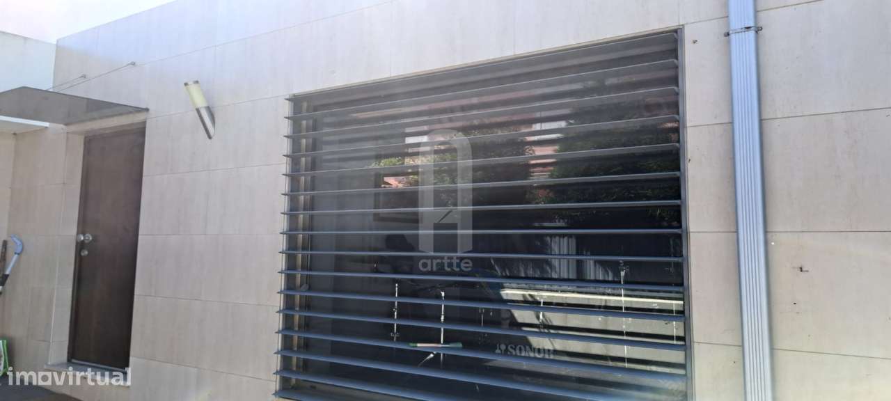 Moradia T4 Isolada em Azurva - Grande imagem: 4/20