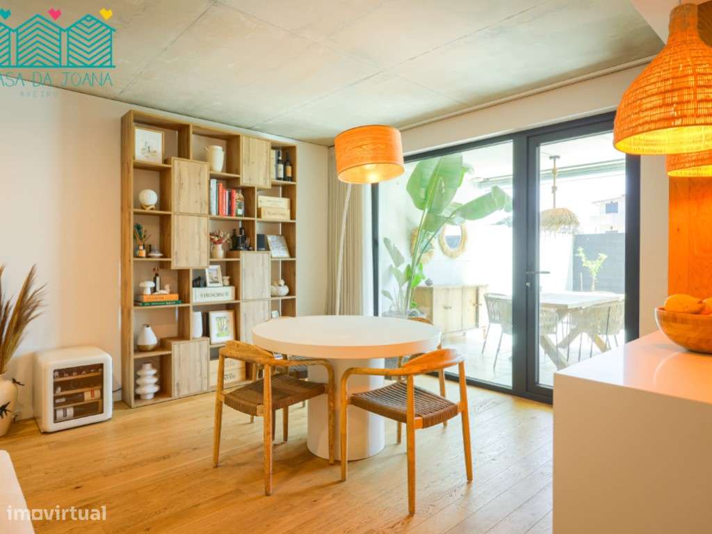 Apartamento T2 com terraço na Praia da Barra - Grande imagem: 5/37