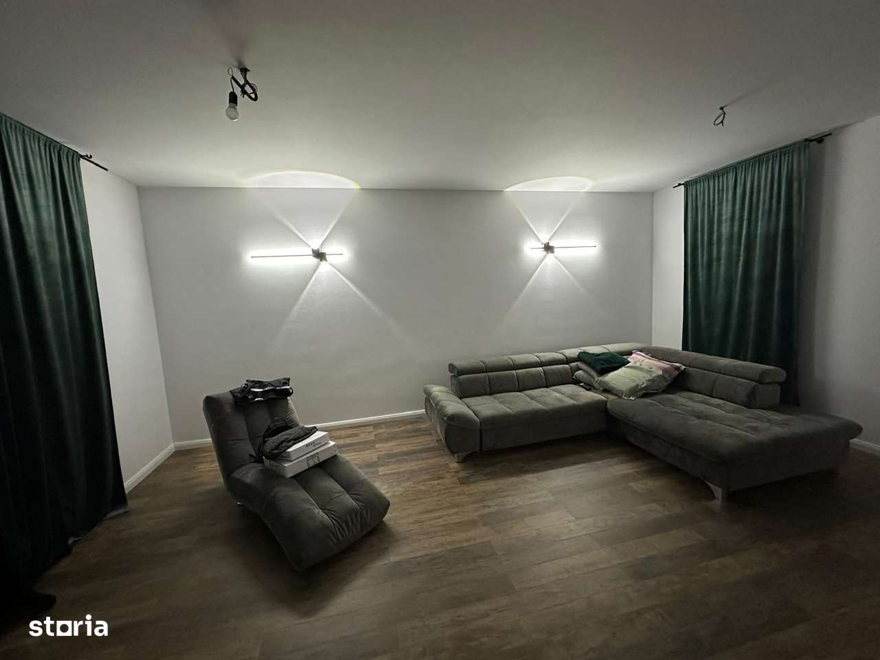 CASA PARTER+ETAJ ,VALU LUI TRAIAN, ZONA CENTRALA - Imagine principală: 4/13