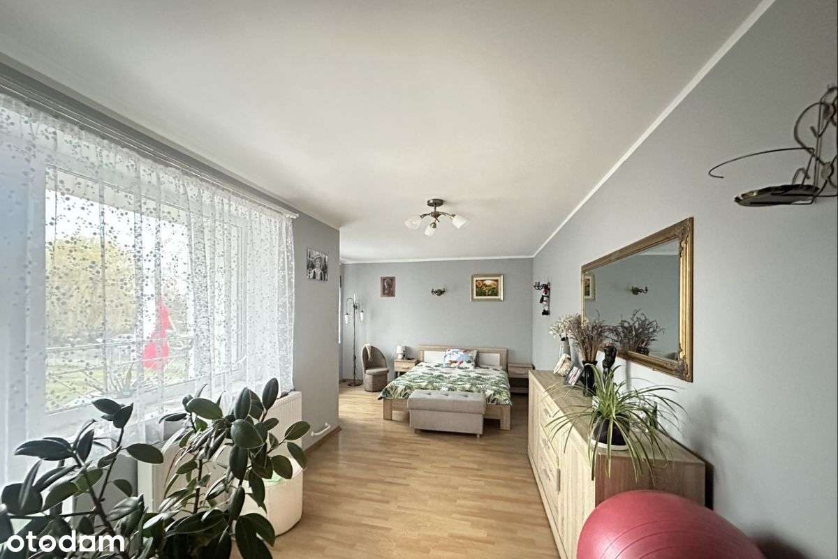 Nieruchomość premium – 3 budynki / 700m2 działka-4