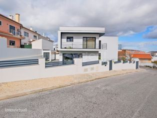 Moradia T4 de Prestígio com Vista sobre o Tejo - Luxo, Design e Con... - Grande imagem: 5/59